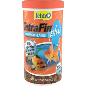 imageTetraFin Plus Goldfish Flakes 706 Ounces Balanced Diet With Algae To Promote Health706 Ounce Pack of 1
